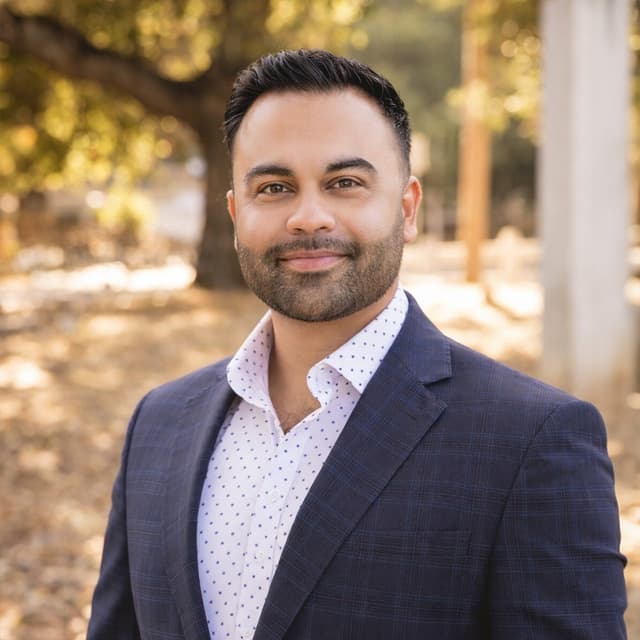 Image of Belall Ahmed Author