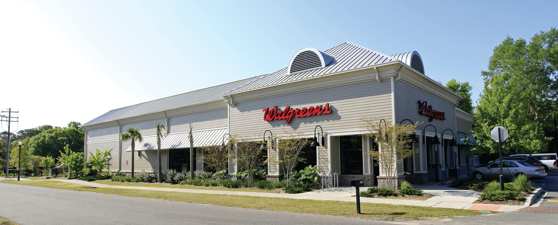 Matthews™ Brokers $8.33M Disposition of South Carolina Walgreens featured image
