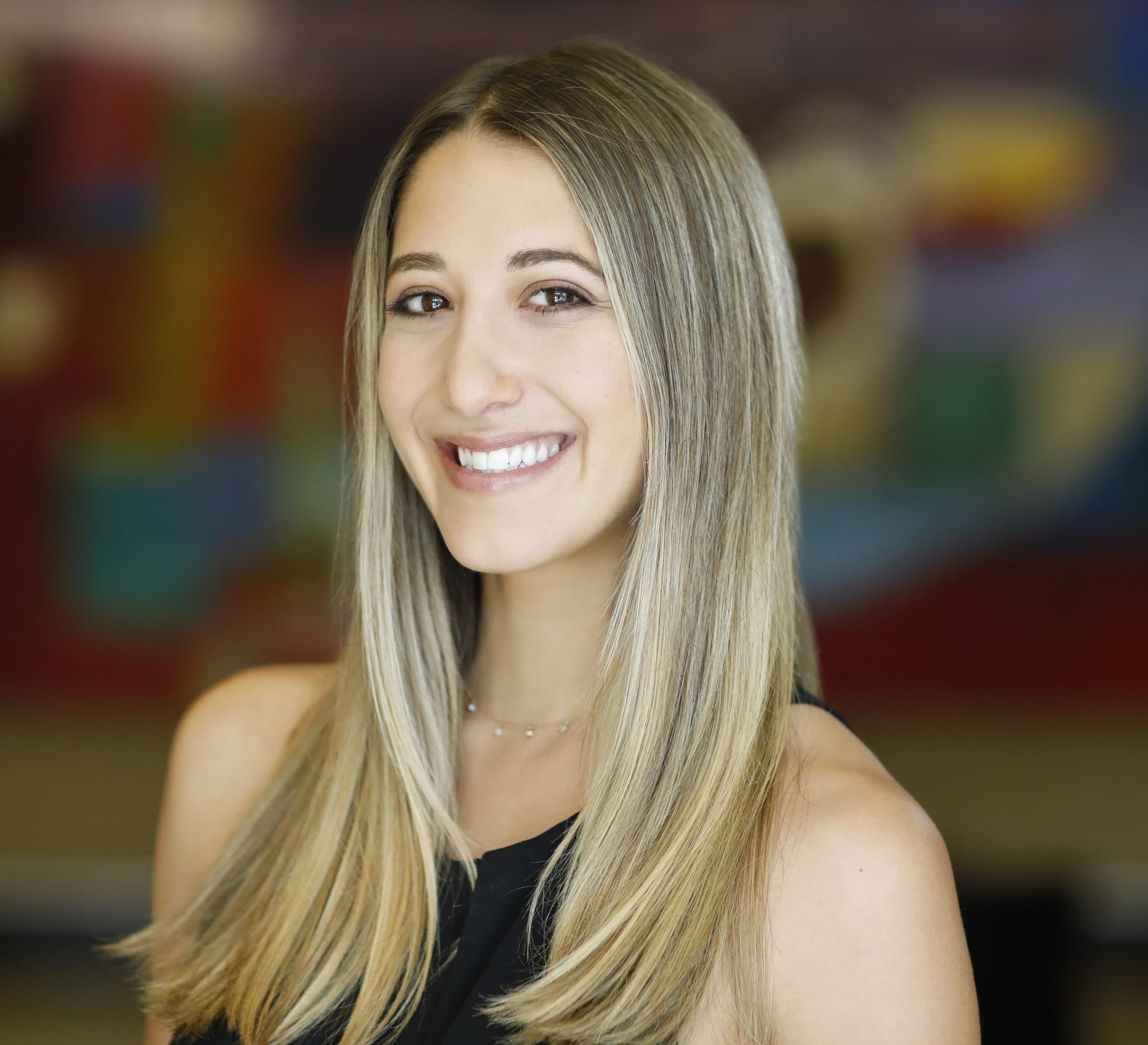 Photo of Julia Leonard