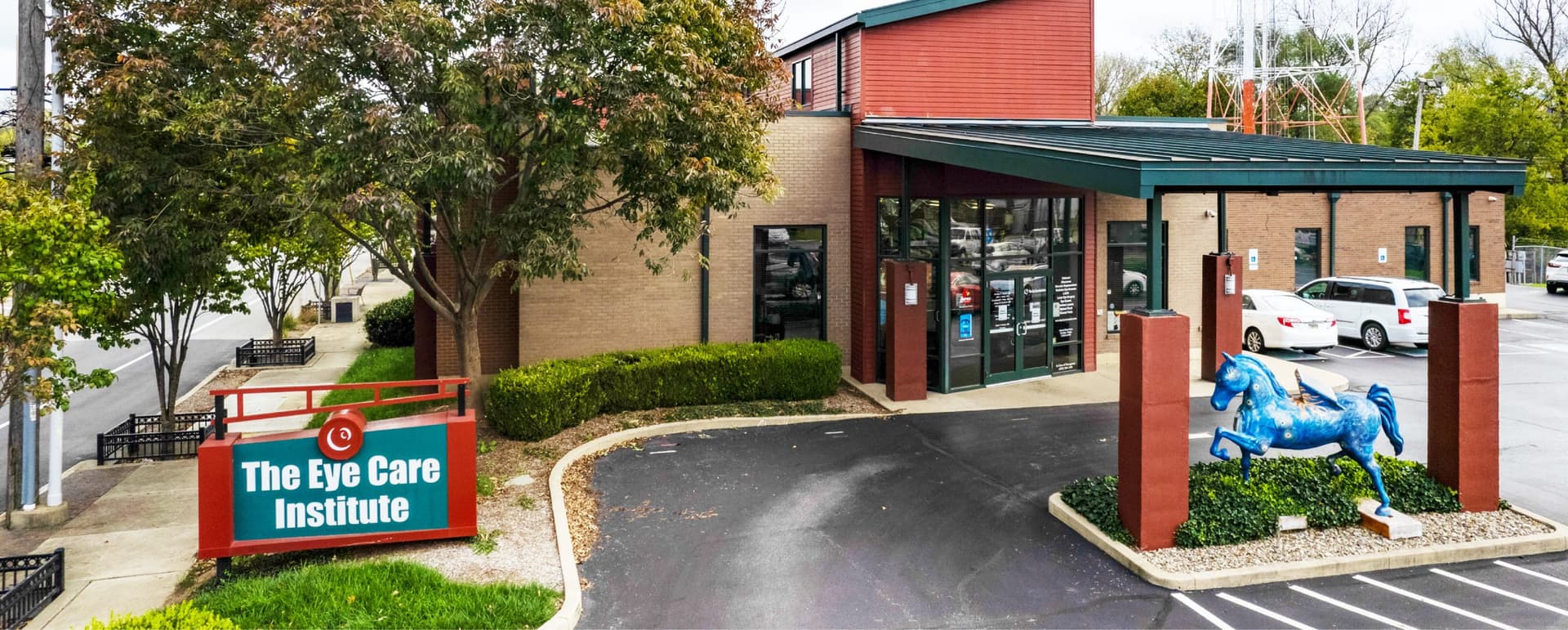 Matthews™ Closes $6.5 Million Sale of Eyecare Clinic featured image 