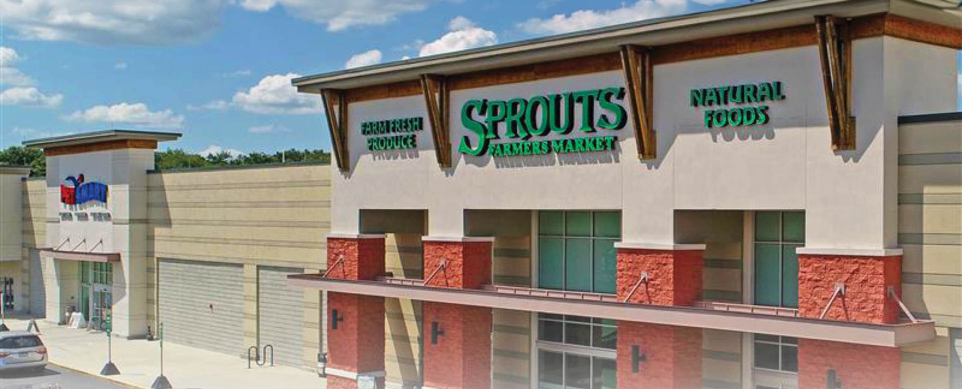 Matthews™ Executes Grocery-Anchored Sale in Tampa Submarket featured image 