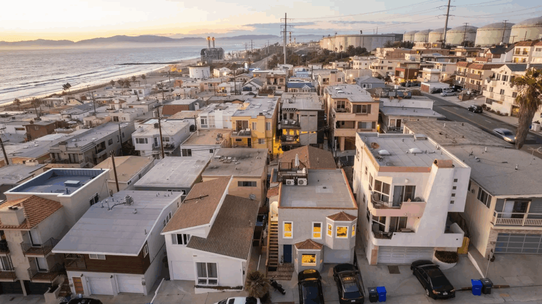 Image of 225 42nd St Property