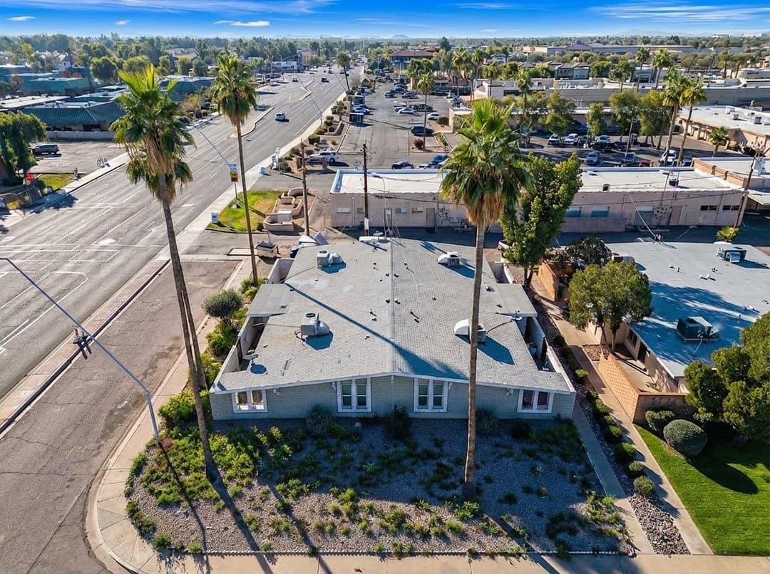 Image of 1001 W Flint St Property