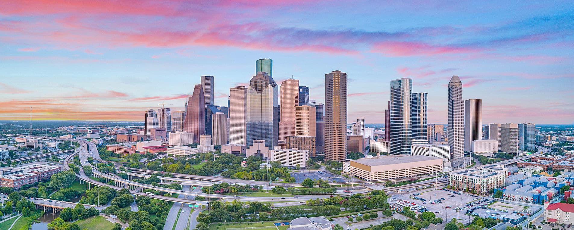 Houston skyline picture for the Houston medical office market report