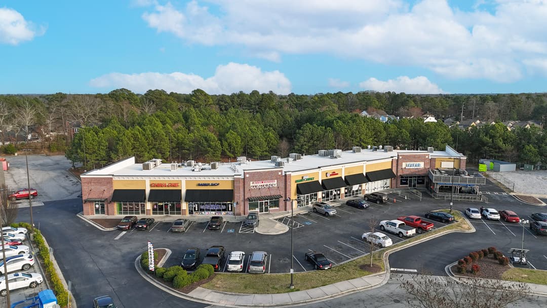 Image of Shoppes At River Station Property