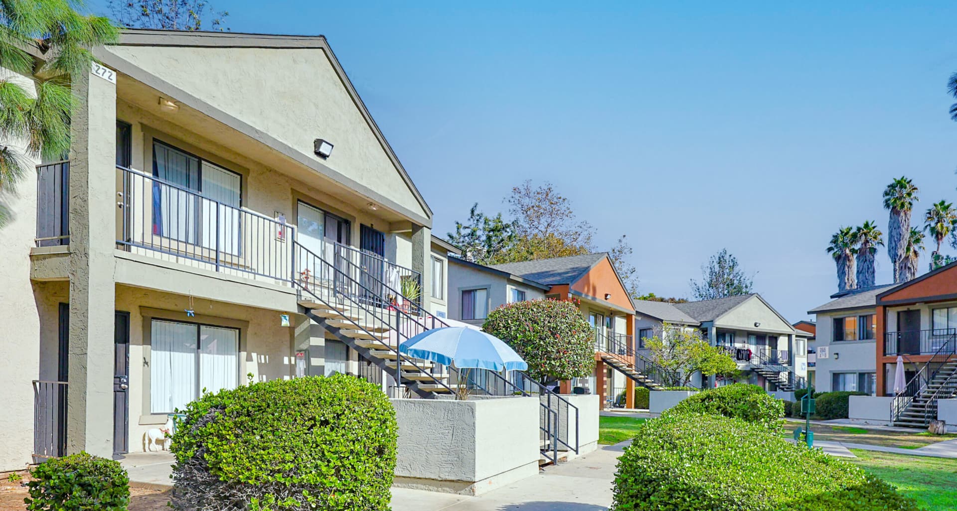 Matthews™ Facilitates Record-Breaking $30M Sale of a 168,444 SF Workforce Multifamily Community in San Diego, CA featured image 