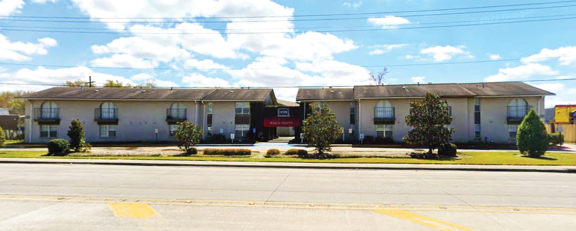 Matthews™ Closes $11.3M Sale of Baton Rouge Apartment Complex featured image