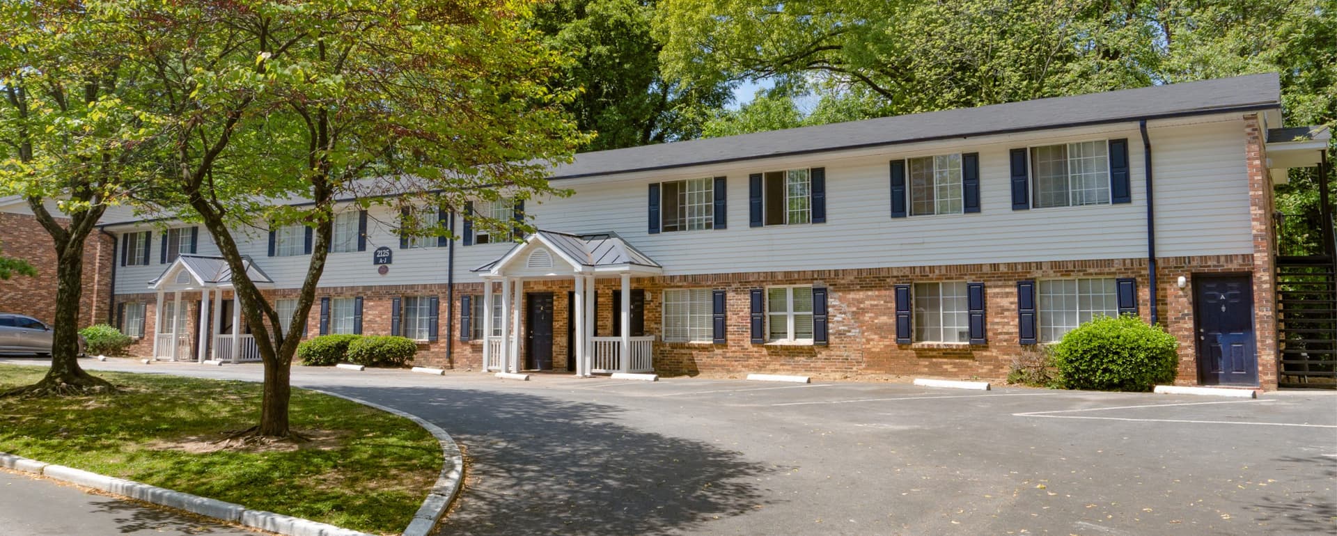 Matthews™ Brokers Sale of $13.63M Multifamily Property featured image