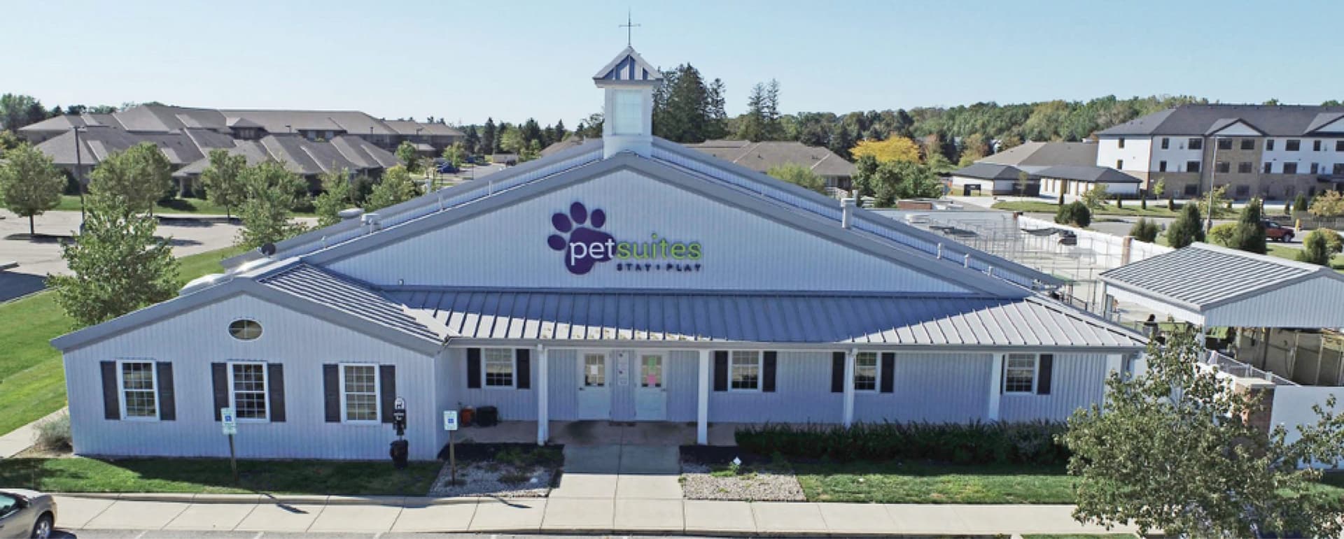 Matthews™ Completed $5.56M Sale of Texas PetSuites Facility featured image