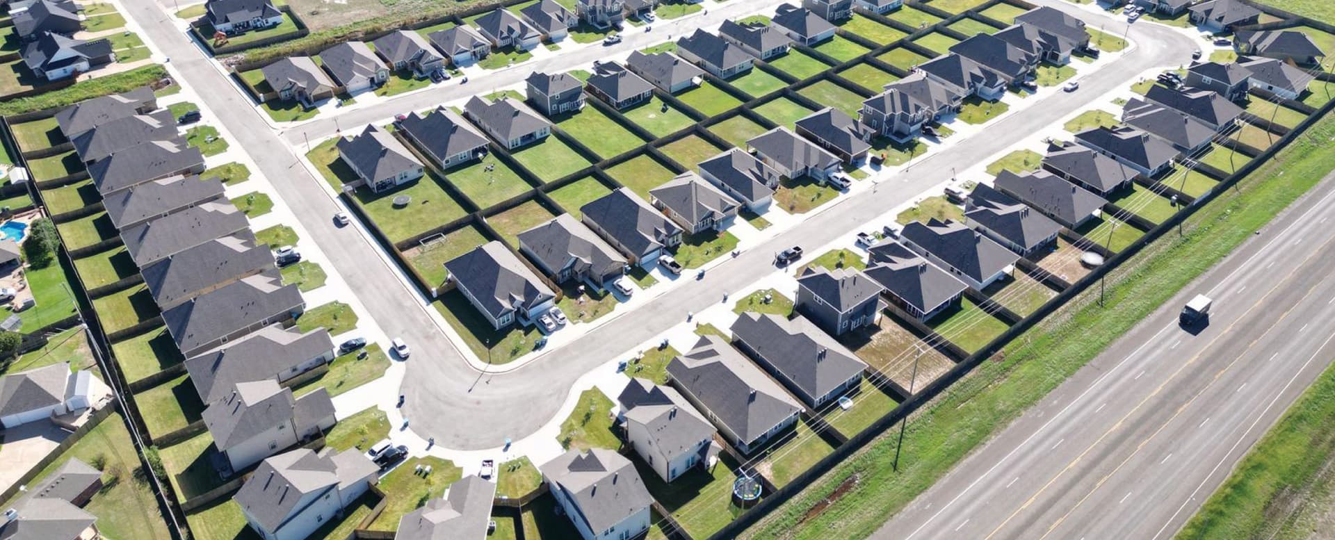 Matthews™ Closes Sale of 98-Unit Single-Family Rental Community in Central Texas featured image