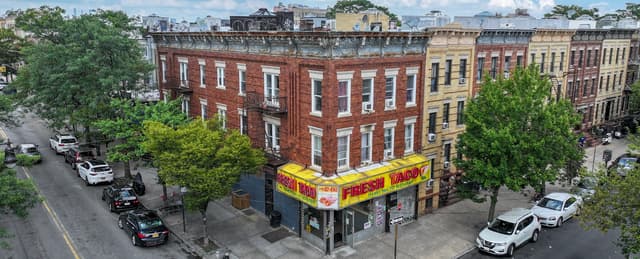 Image of How Matthews™ Generated 15 Offers for a Record Outcome on Putnam Ave Success Story