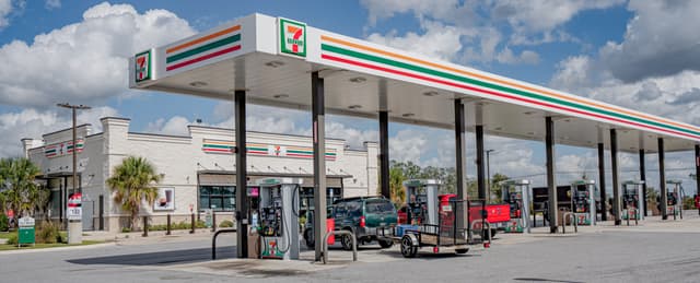 Blog Image for record 7-Eleven closing in Tampa